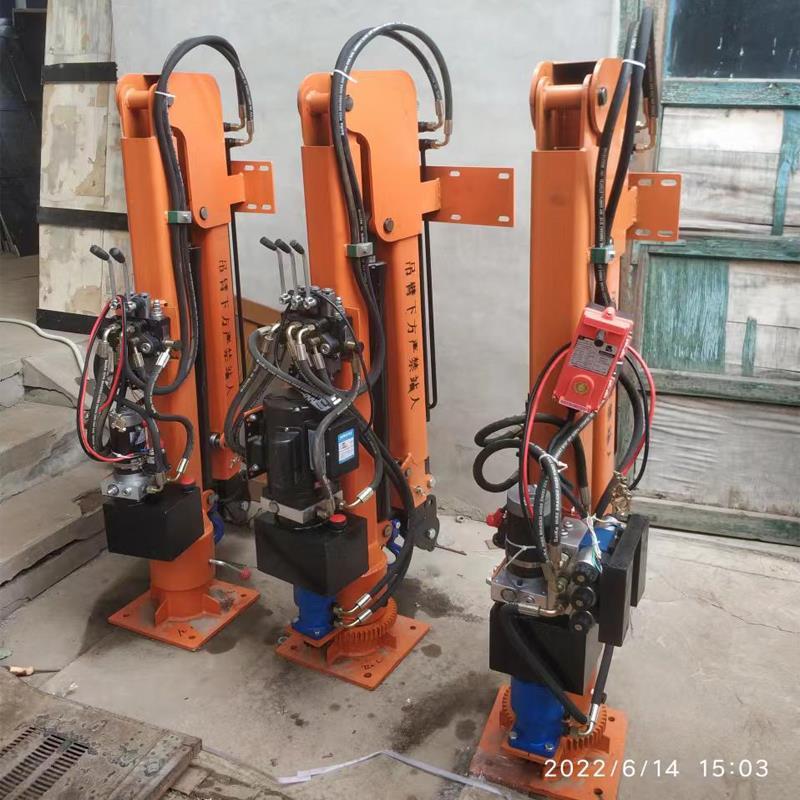 通化县重汽蓝牌随车吊 3.2吨 国六动力强 液压驱动 农用自卸起重机